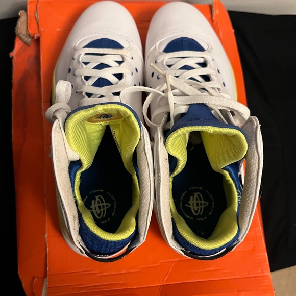 Nike Hurache 08 BBALL Size 11 Men - Picture 8 of 11